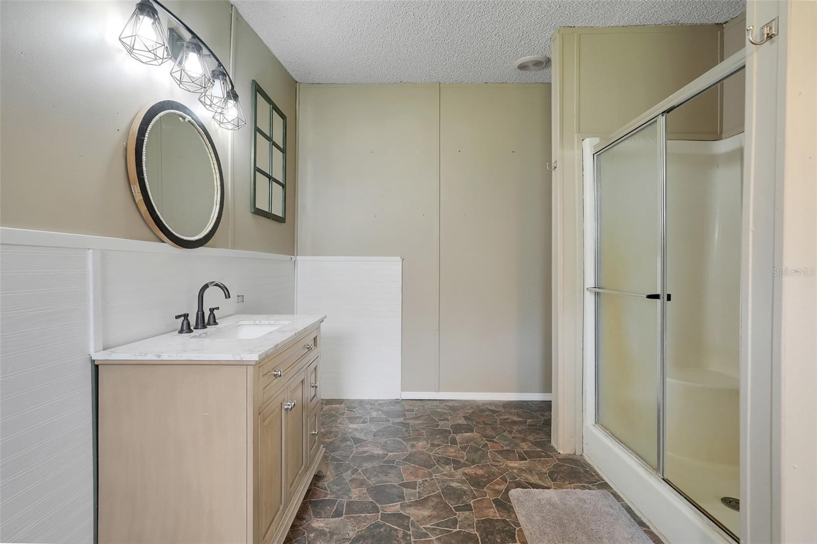 21301 Quail Hammock Ln Property Photo 17