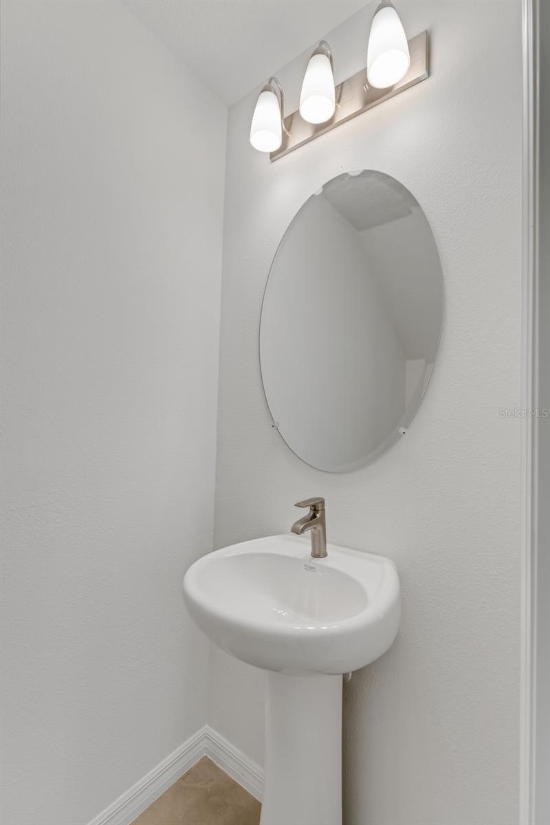 8112 Sunny Point Trl Property Photo 26