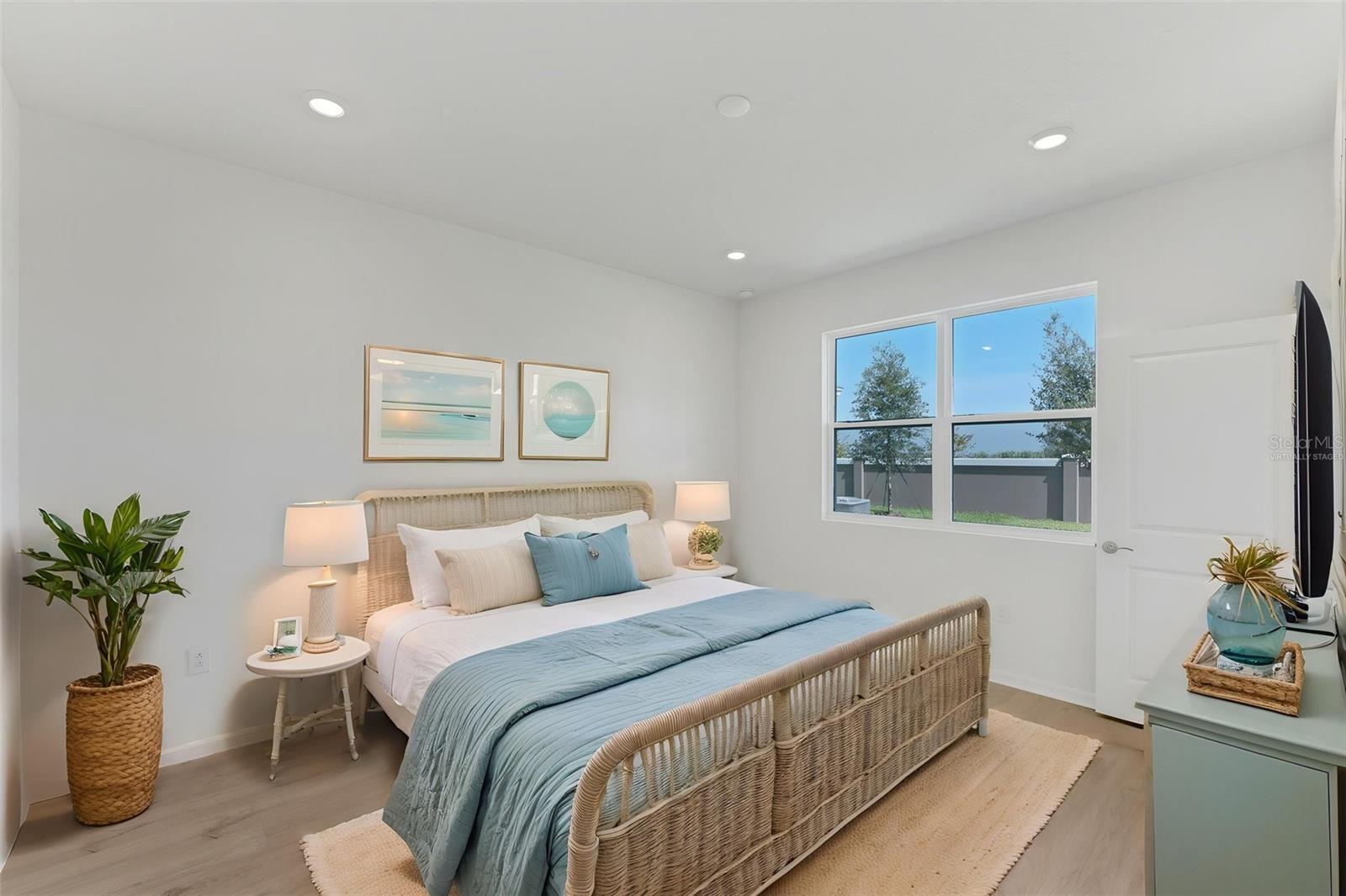 8112 Sunny Point Trl Property Photo 29
