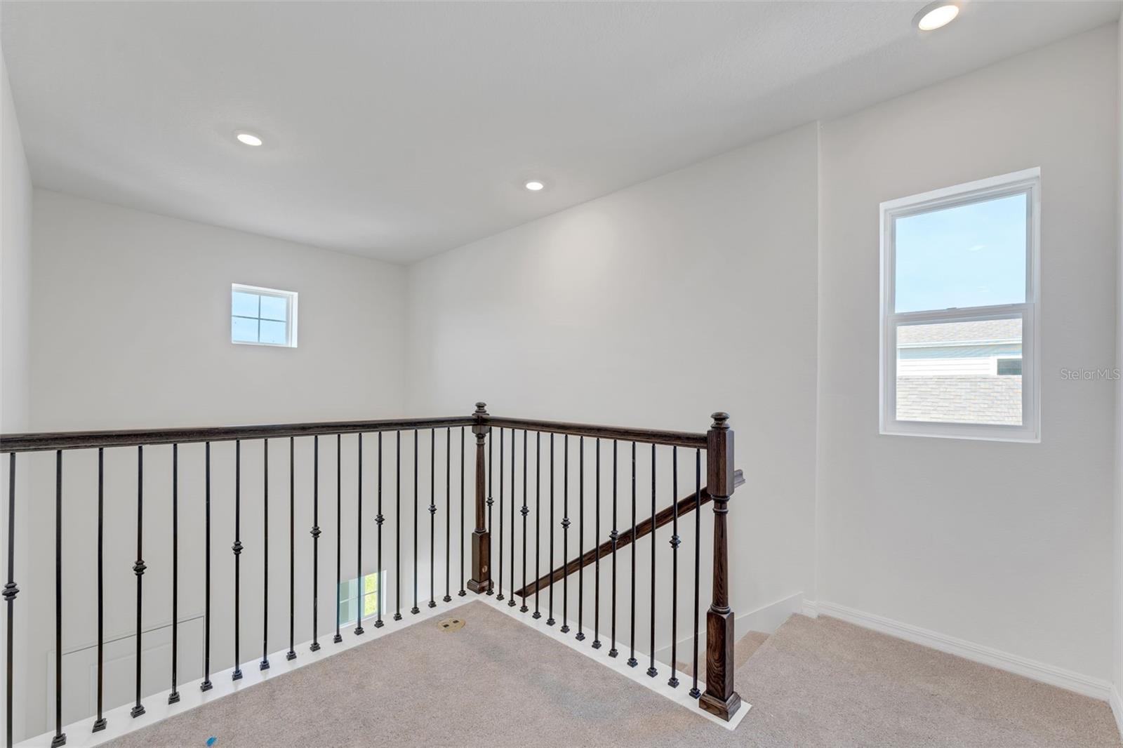 8112 Sunny Point Trl Property Photo 35