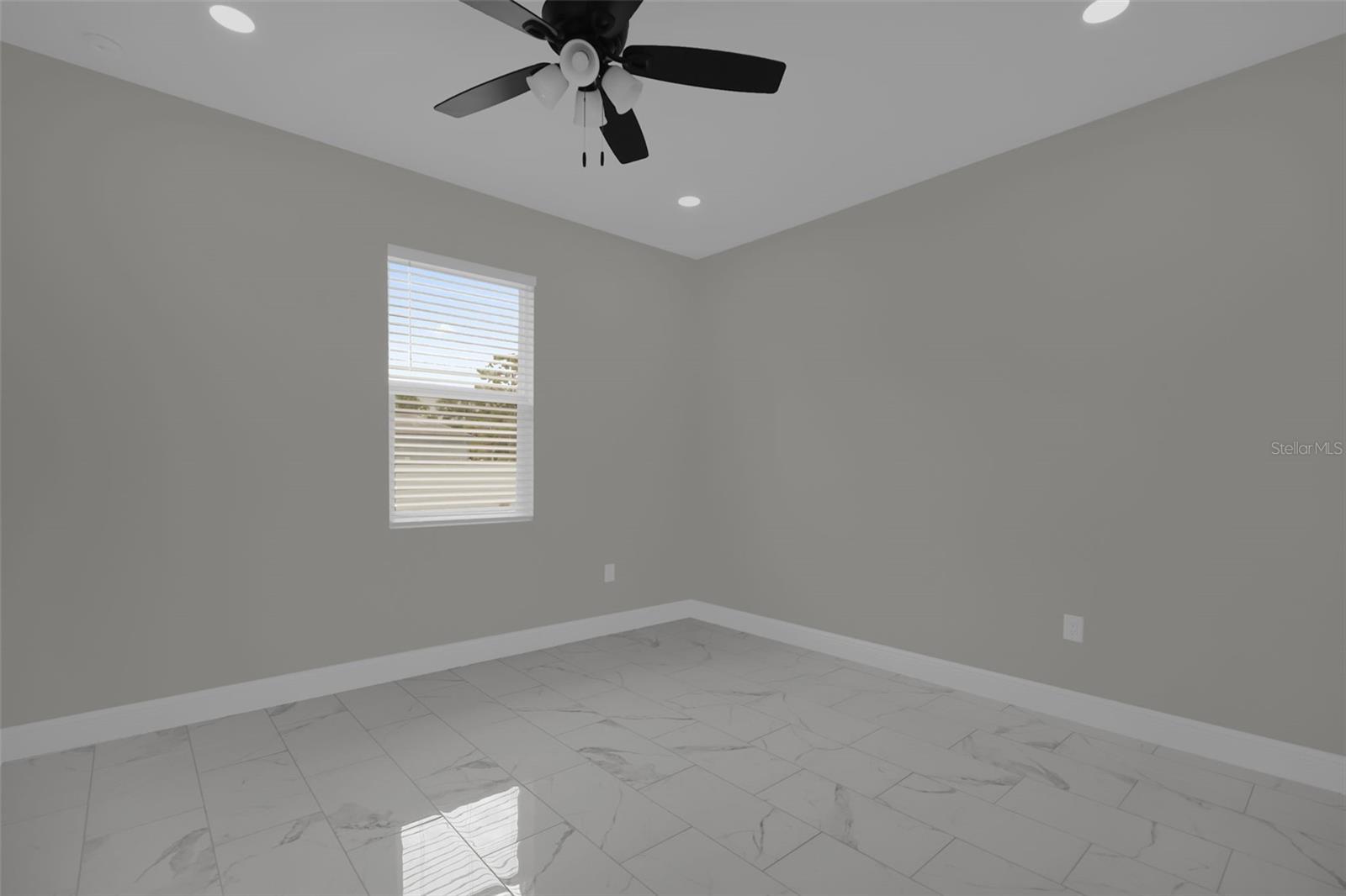 2510 Lake Front Dr Property Photo 29