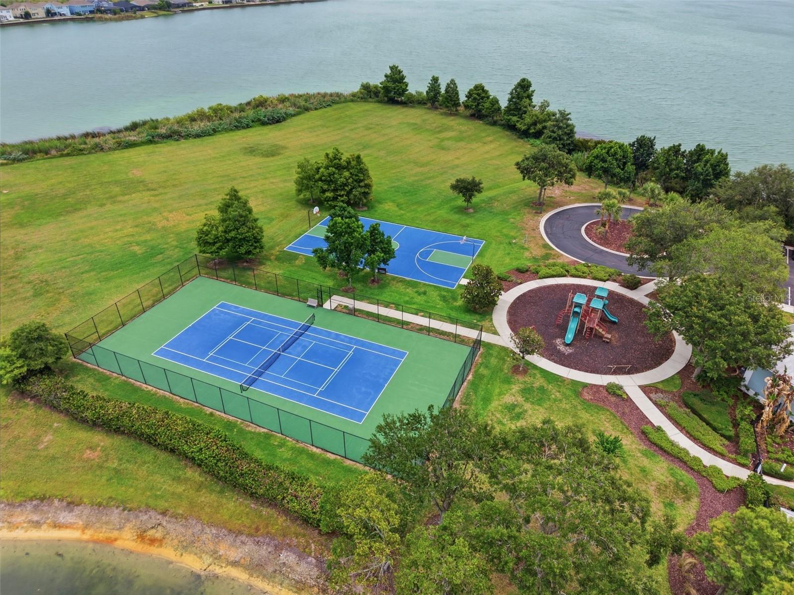 556 Juniper Springs Dr Property Photo 35
