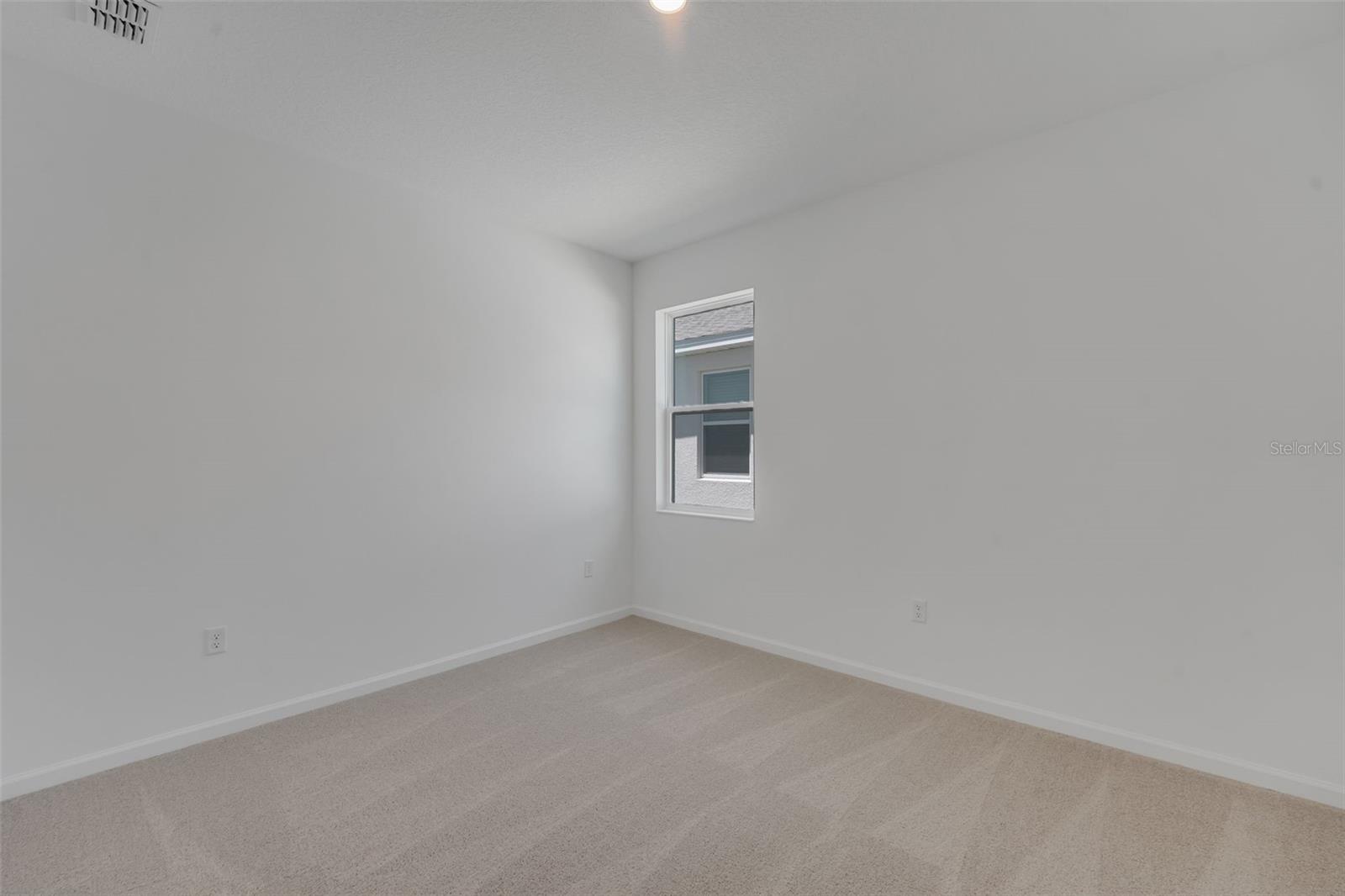 874 Sunshower Dr Property Photo 6