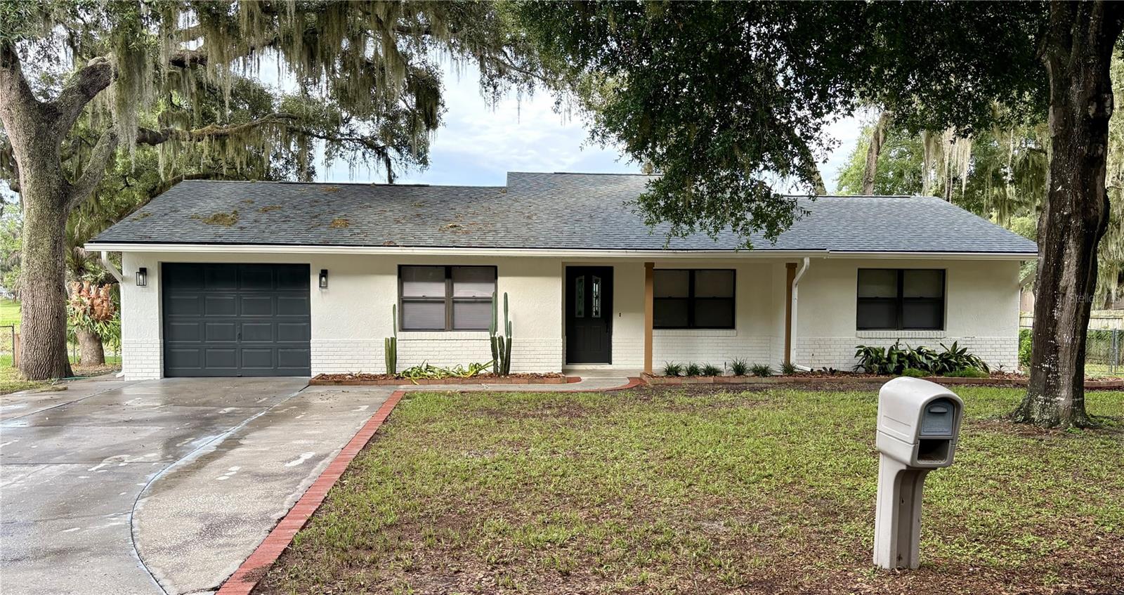 2457 S SUMMERWOOD PT Property Photo 1