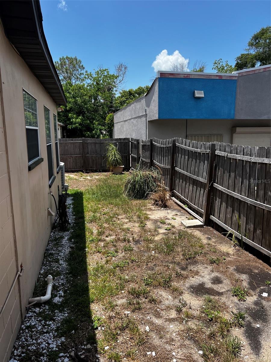 1220 S Bay St S Property Photo 16