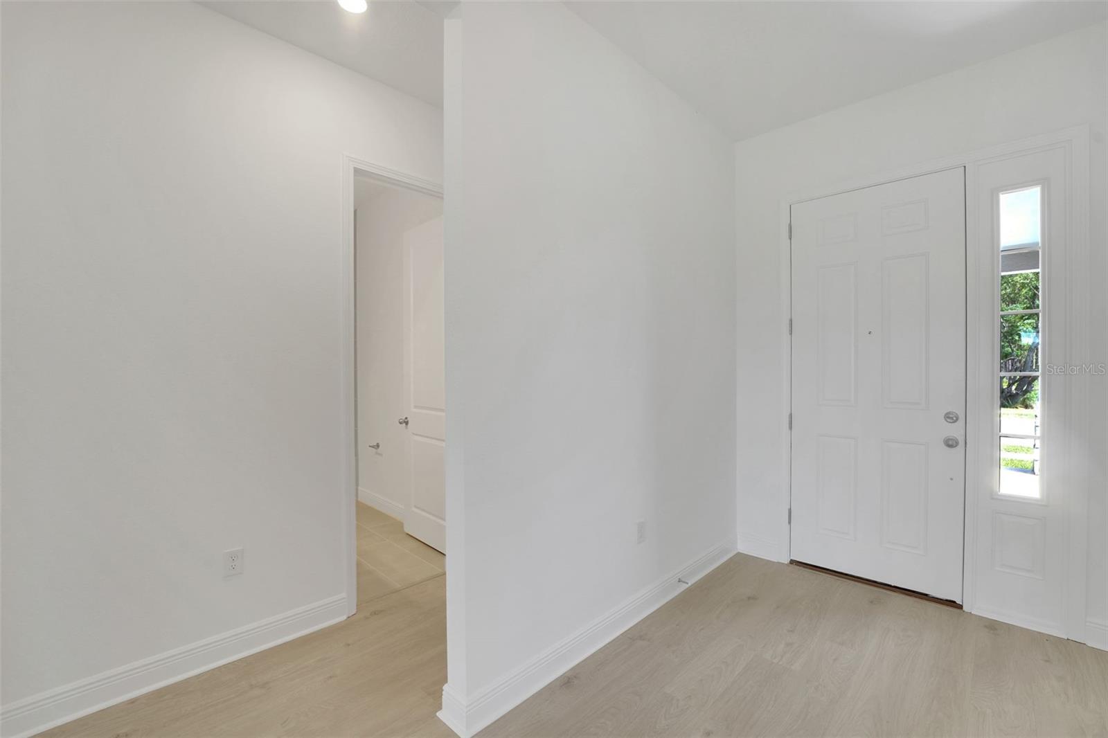 15160 Tea Tree Dr Property Photo 8