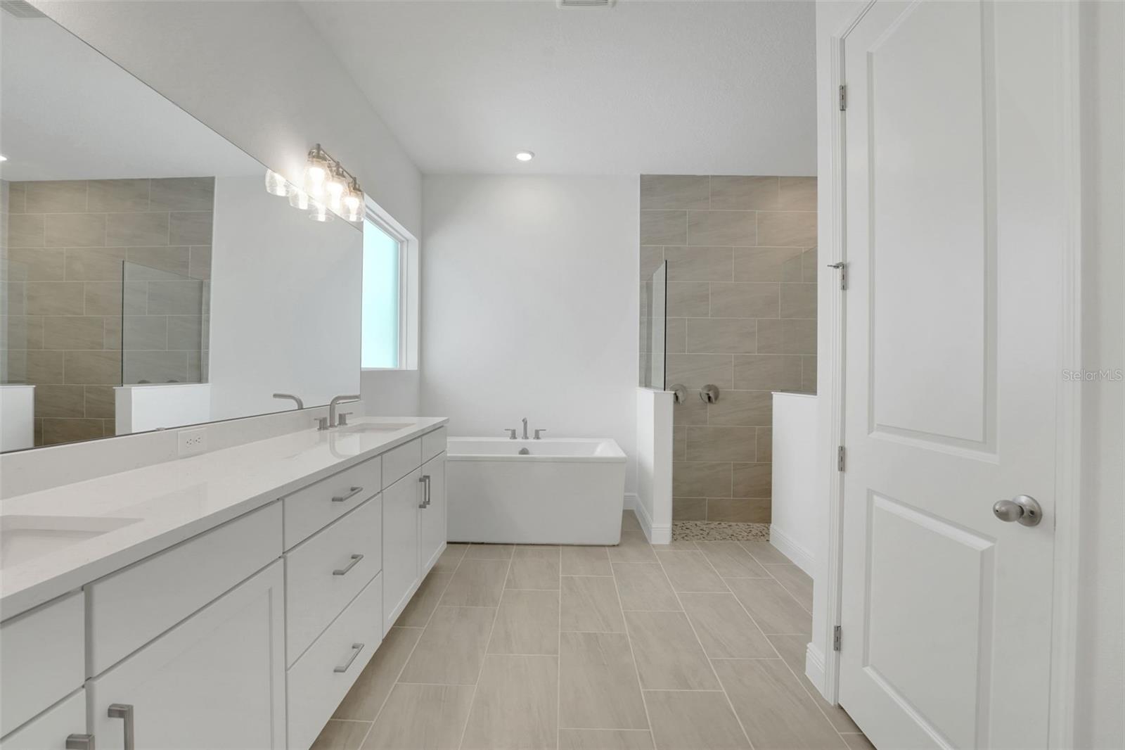 15160 Tea Tree Dr Property Photo 34