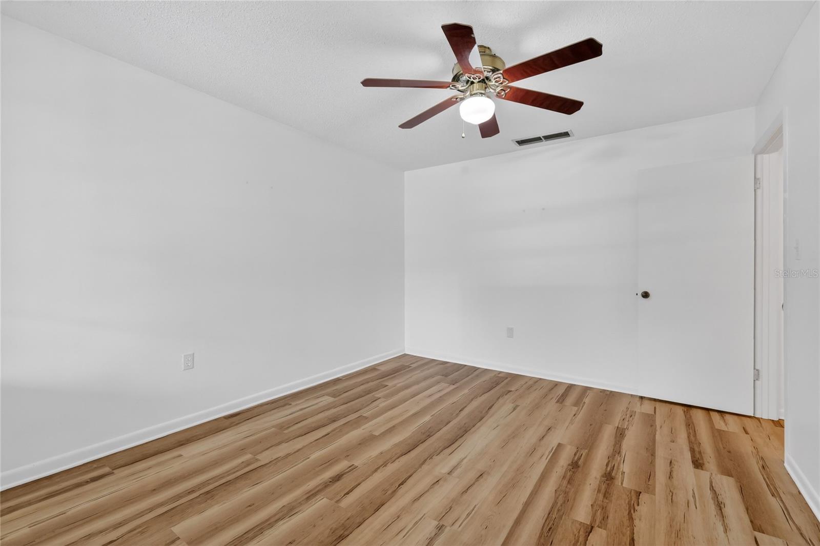 200 E 10th Ave #8 Property Photo 14
