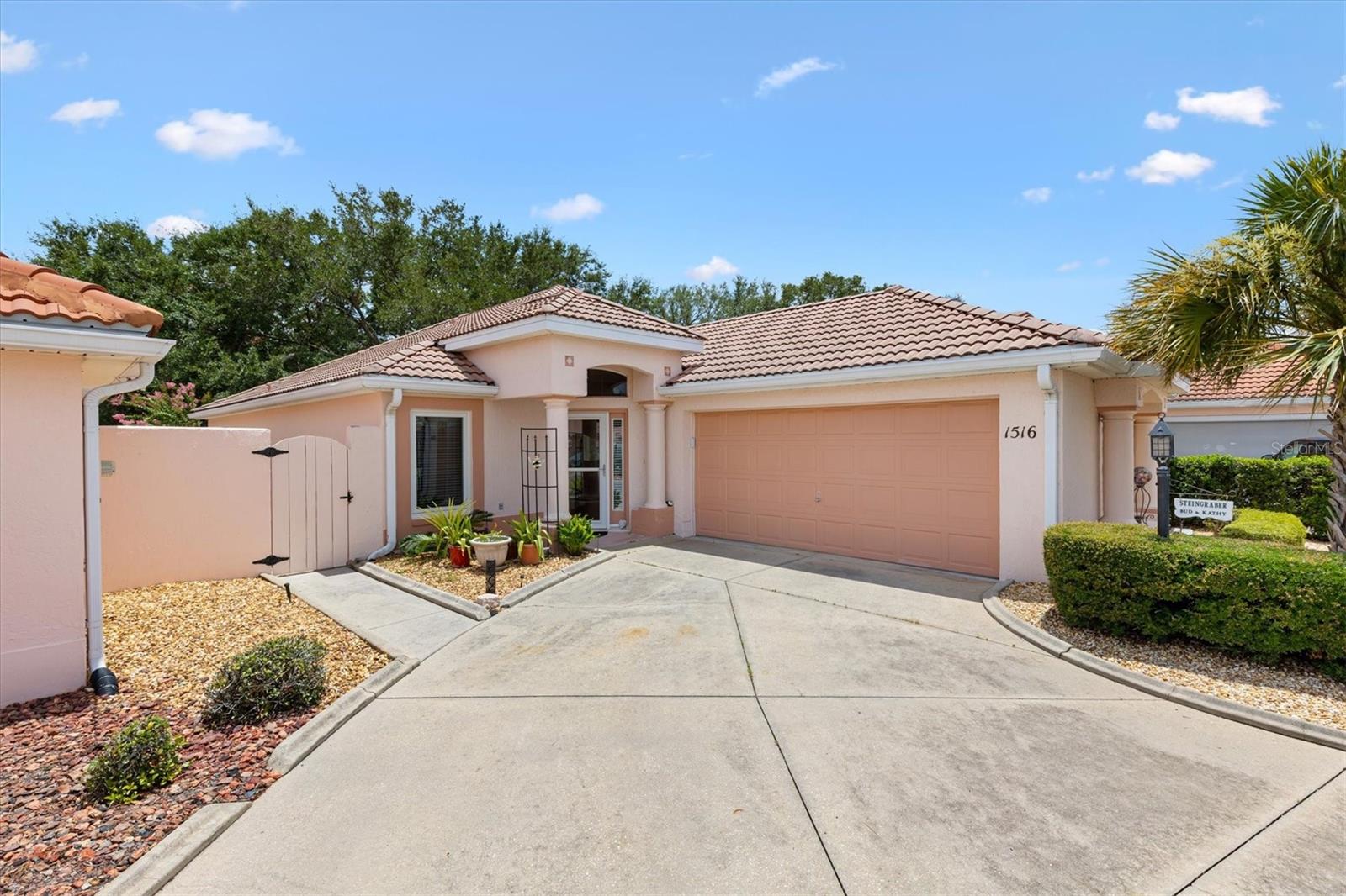 1516 MARTINEZ DR Property Photo 1