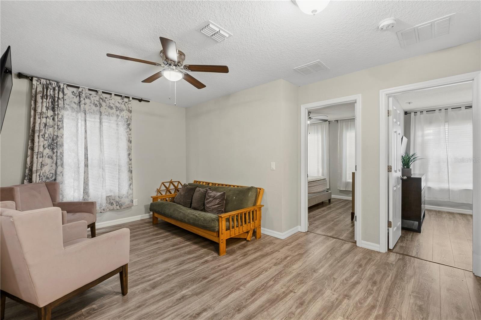 205 Aberdeen St Property Photo 22