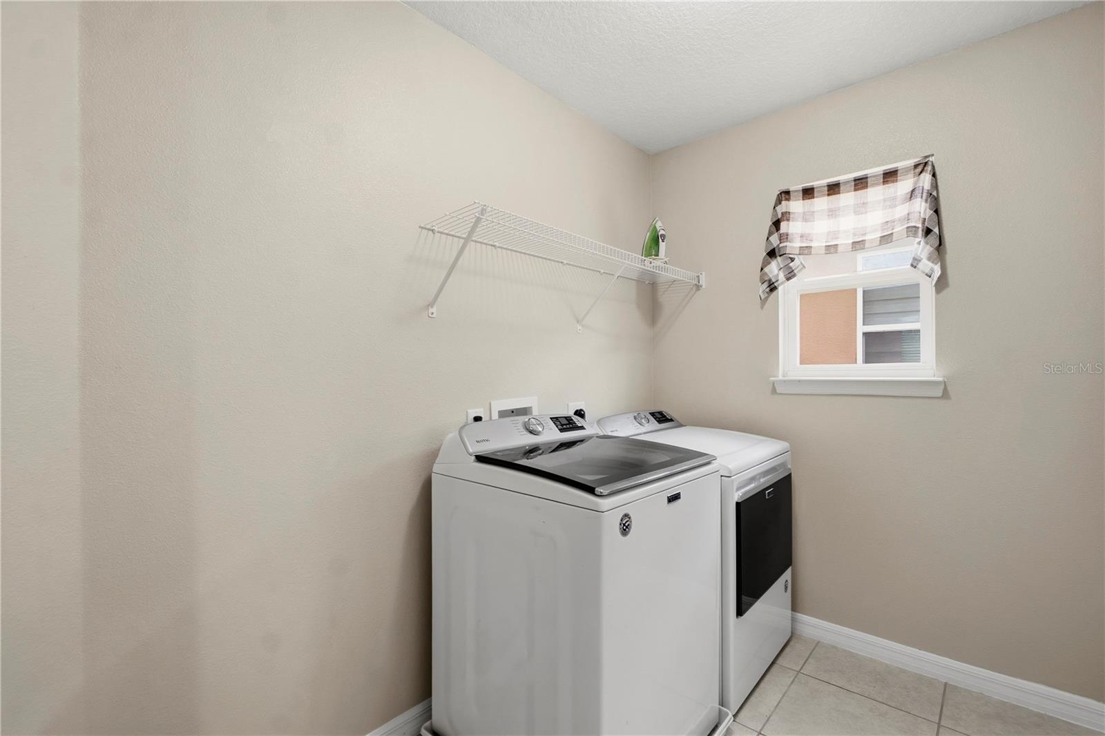 205 Aberdeen St Property Photo 34