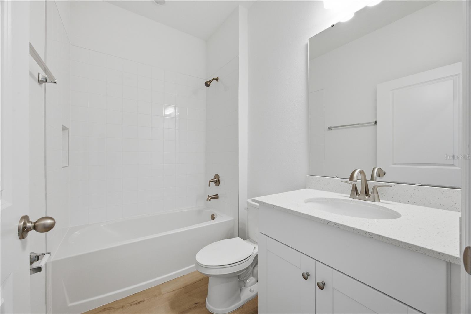 6205 Sanders Grove Cir Property Photo 21