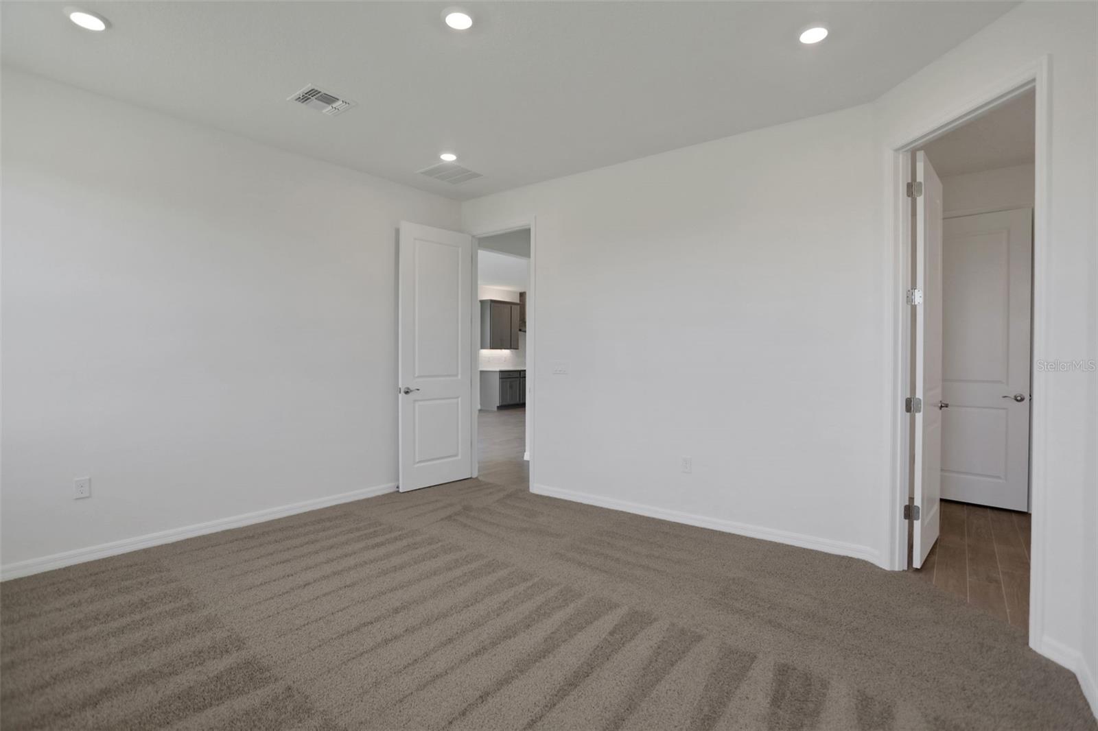 13494 Turnleaf Blvd Property Photo 16