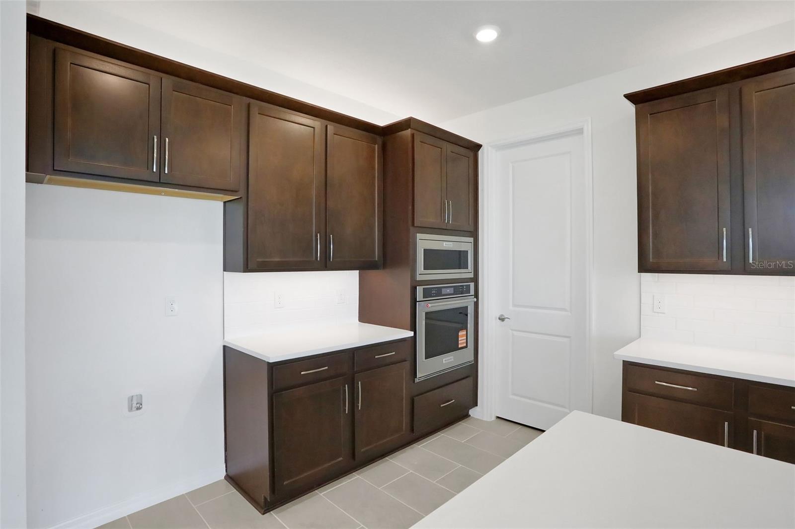 13485 Turnleaf Blvd Property Photo 8
