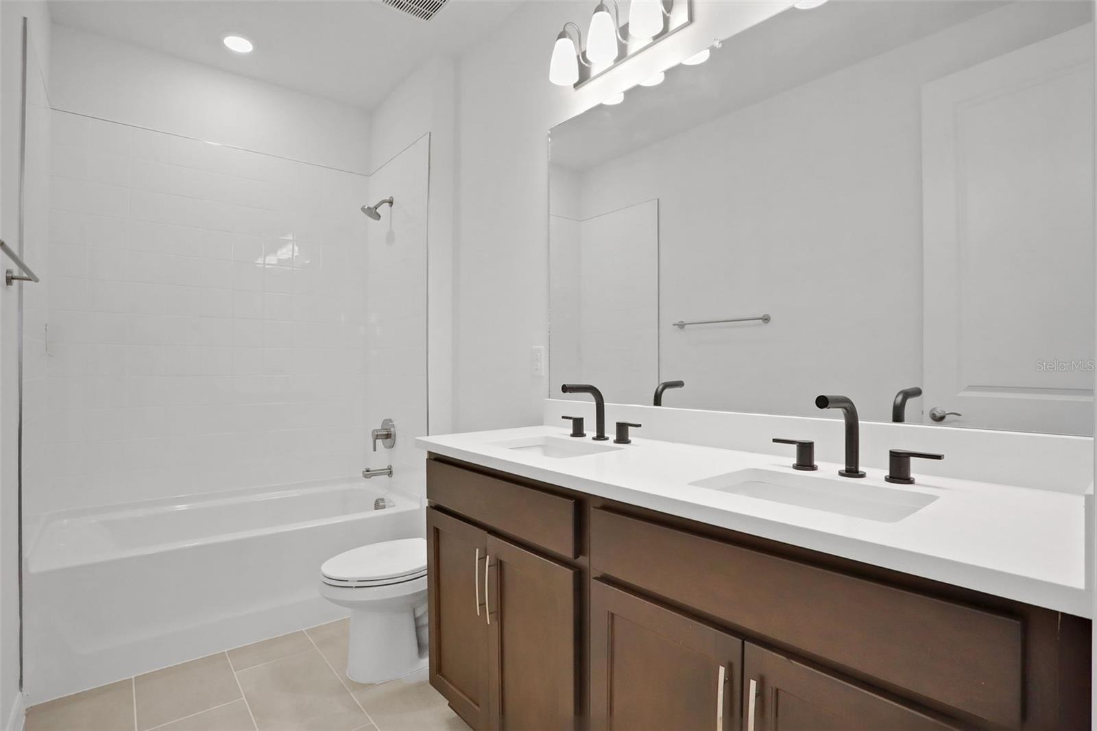 13485 Turnleaf Blvd Property Photo 23