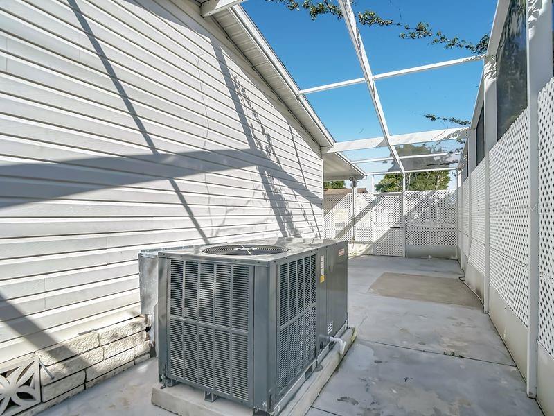 15116 Brookridge Blvd Property Photo 12