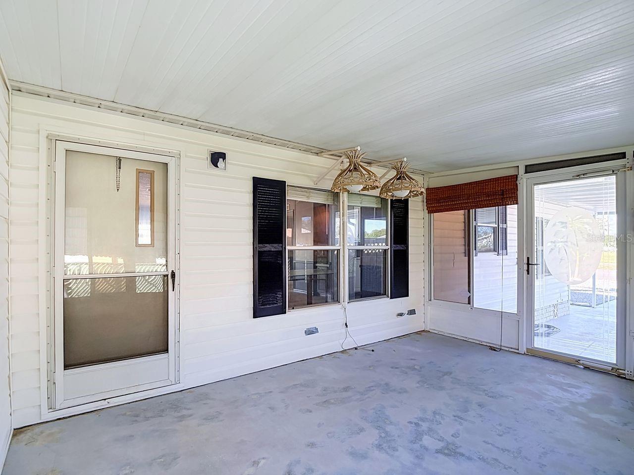 15116 Brookridge Blvd Property Photo 35