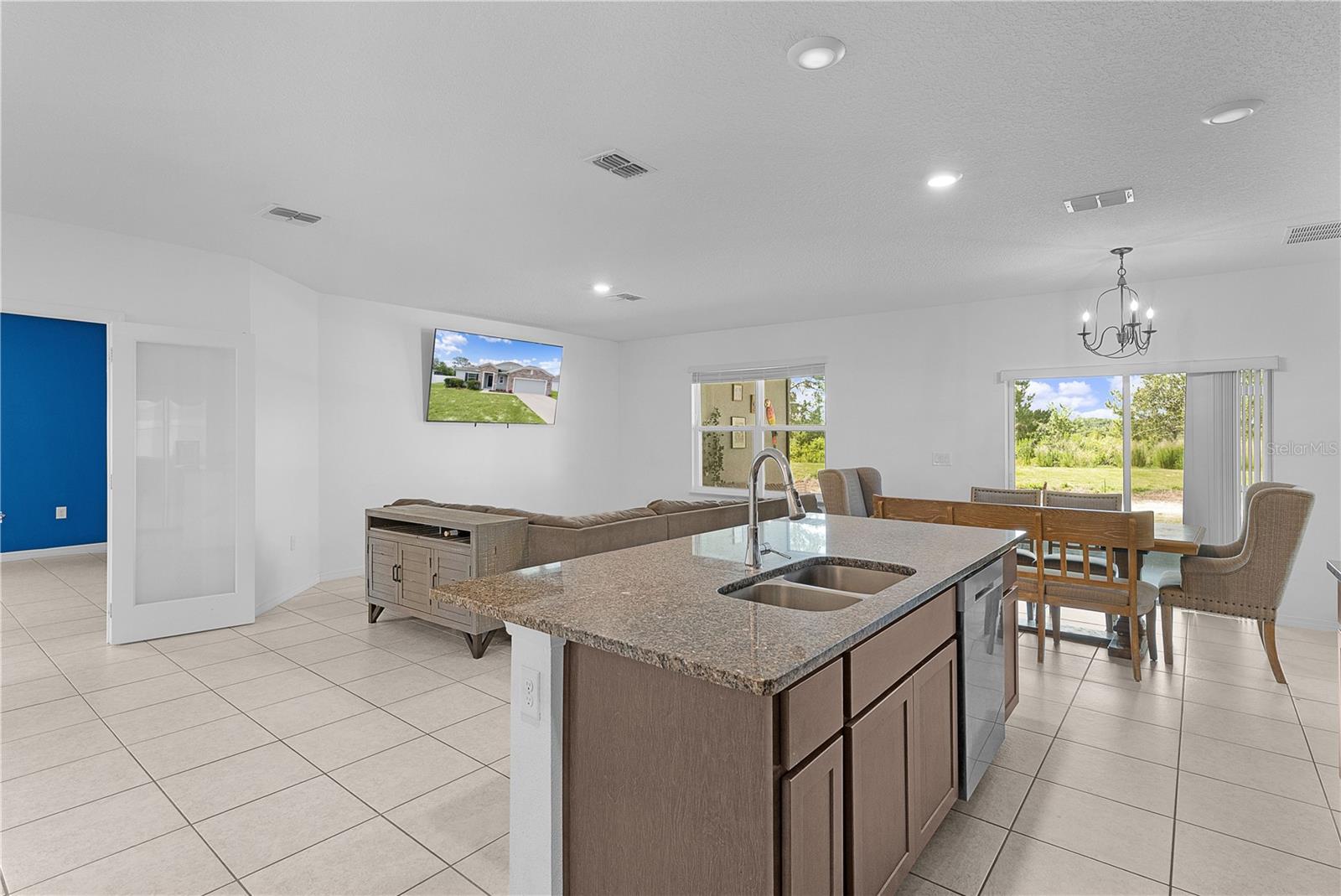 15344 White Tail Loop Property Photo 13