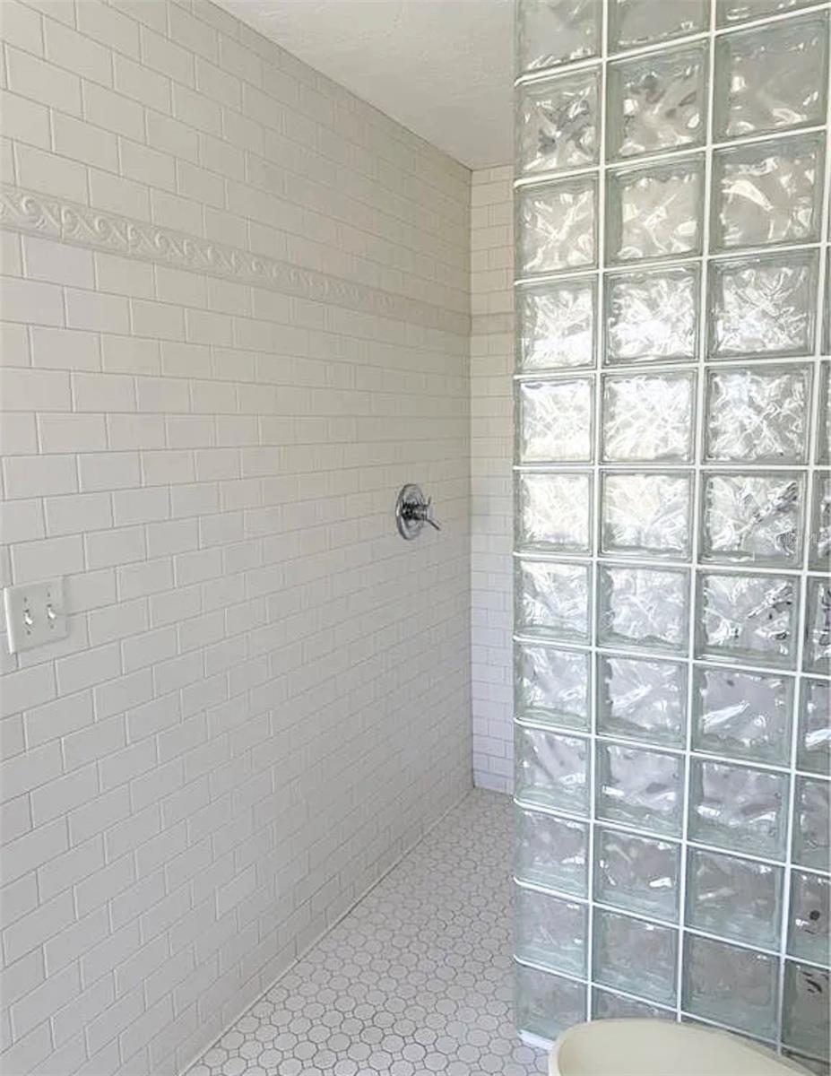 7390 180th St Property Photo 14
