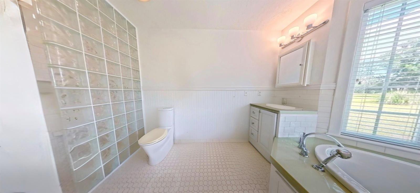 7390 180th St Property Photo 15