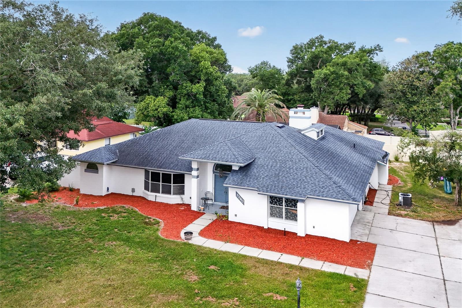 33913 Sabal Way Property Photo 3