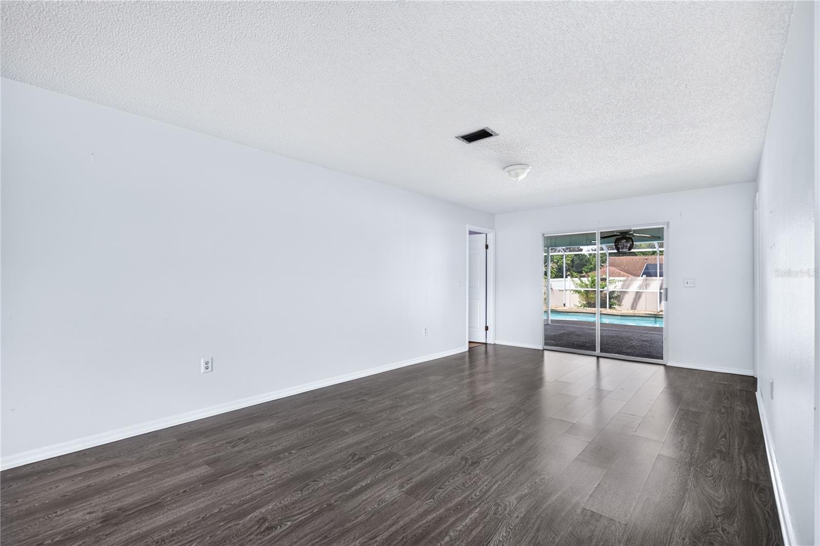 33913 Sabal Way Property Photo 8