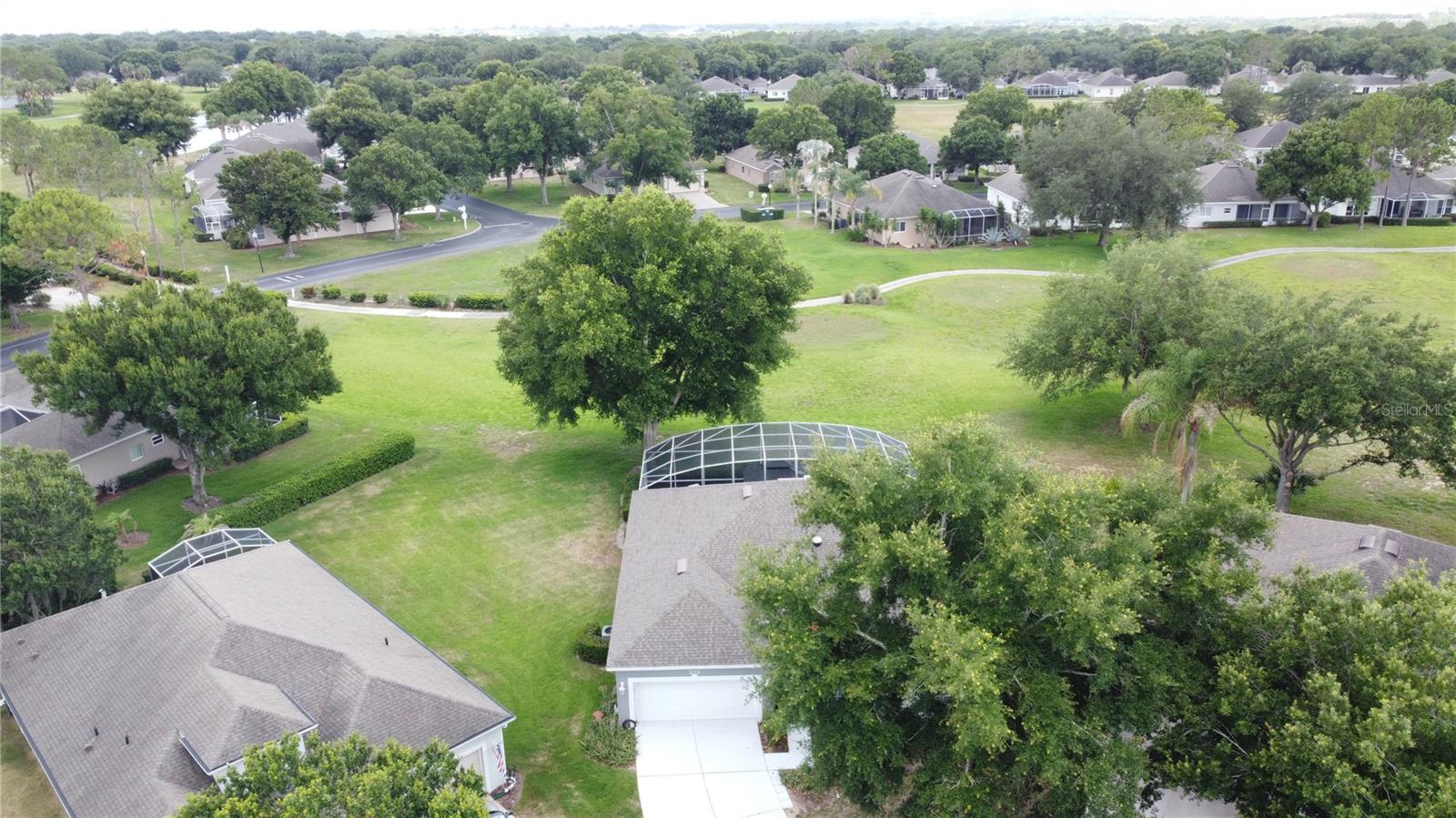2265 Calvert Ct Property Photo 2