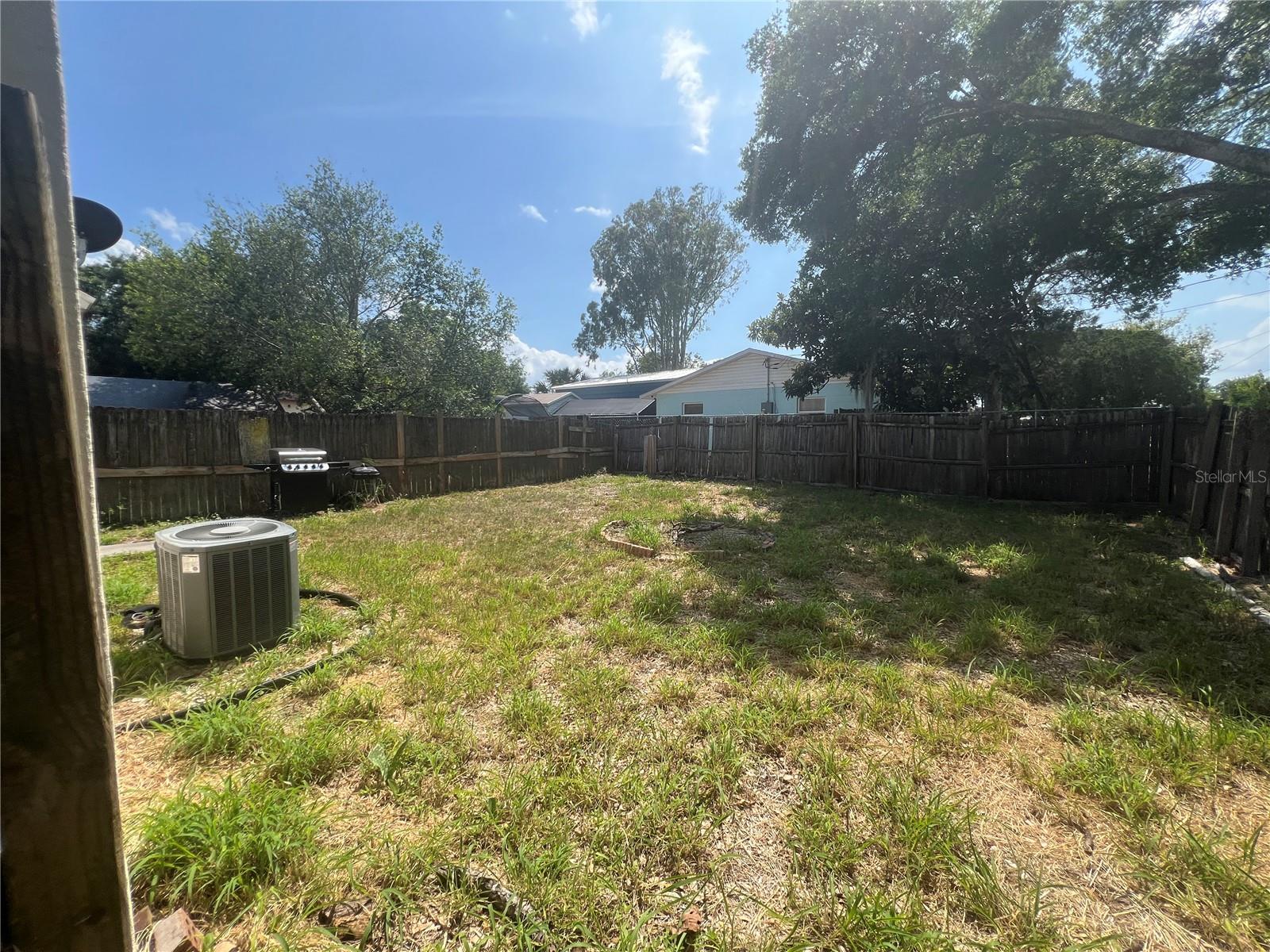 1120 S Mary St Property Photo 2