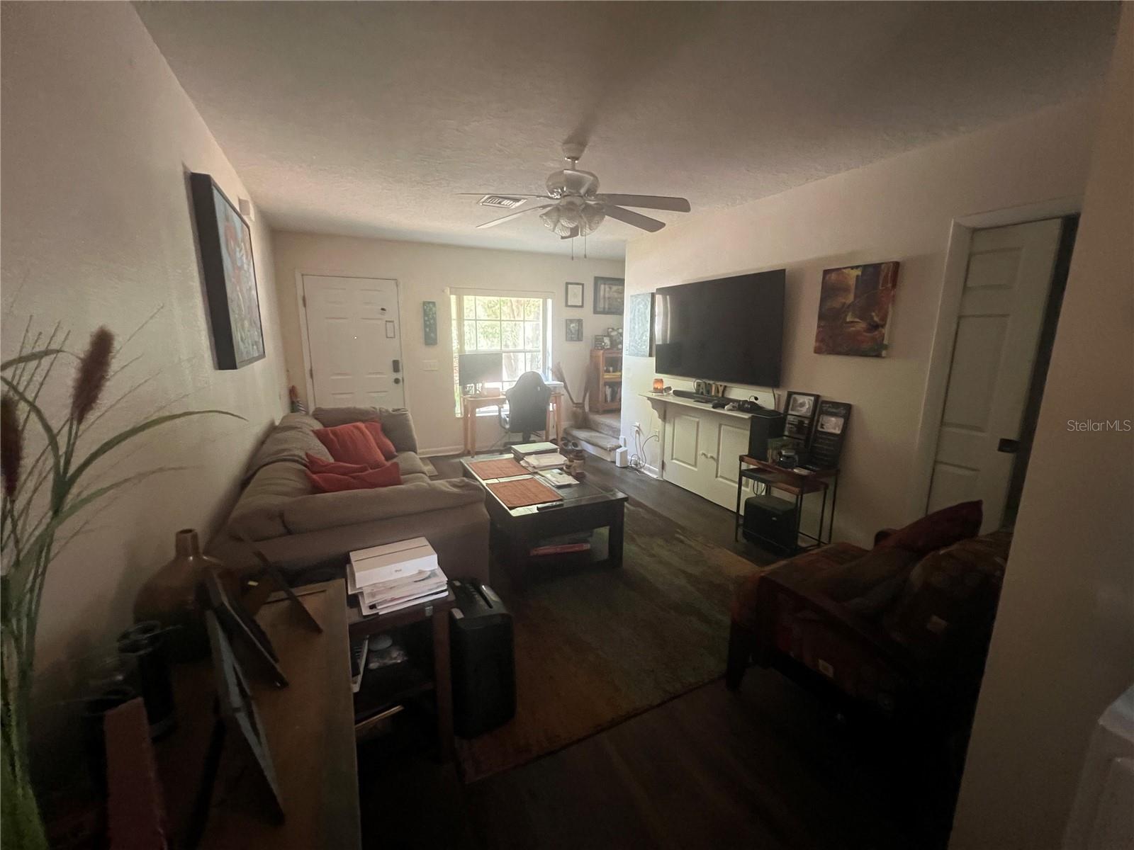 1120 S Mary St Property Photo 4