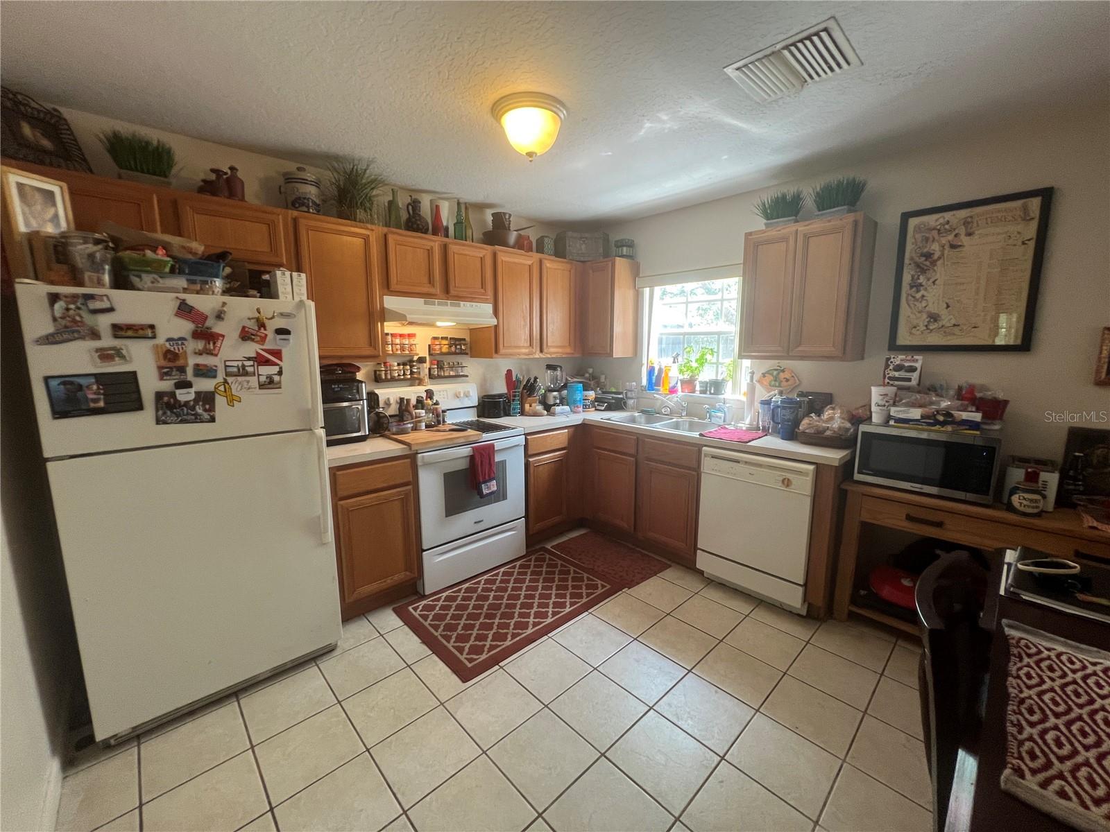 1120 S Mary St Property Photo 5
