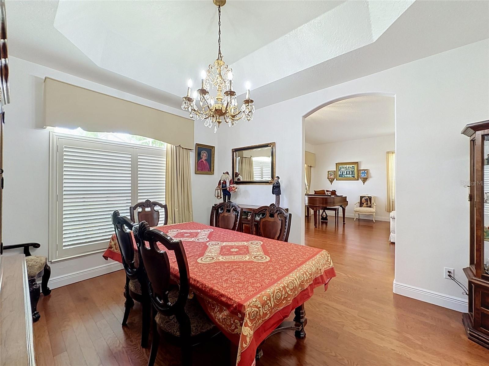 3916 Scarborough Ct Property Photo 10