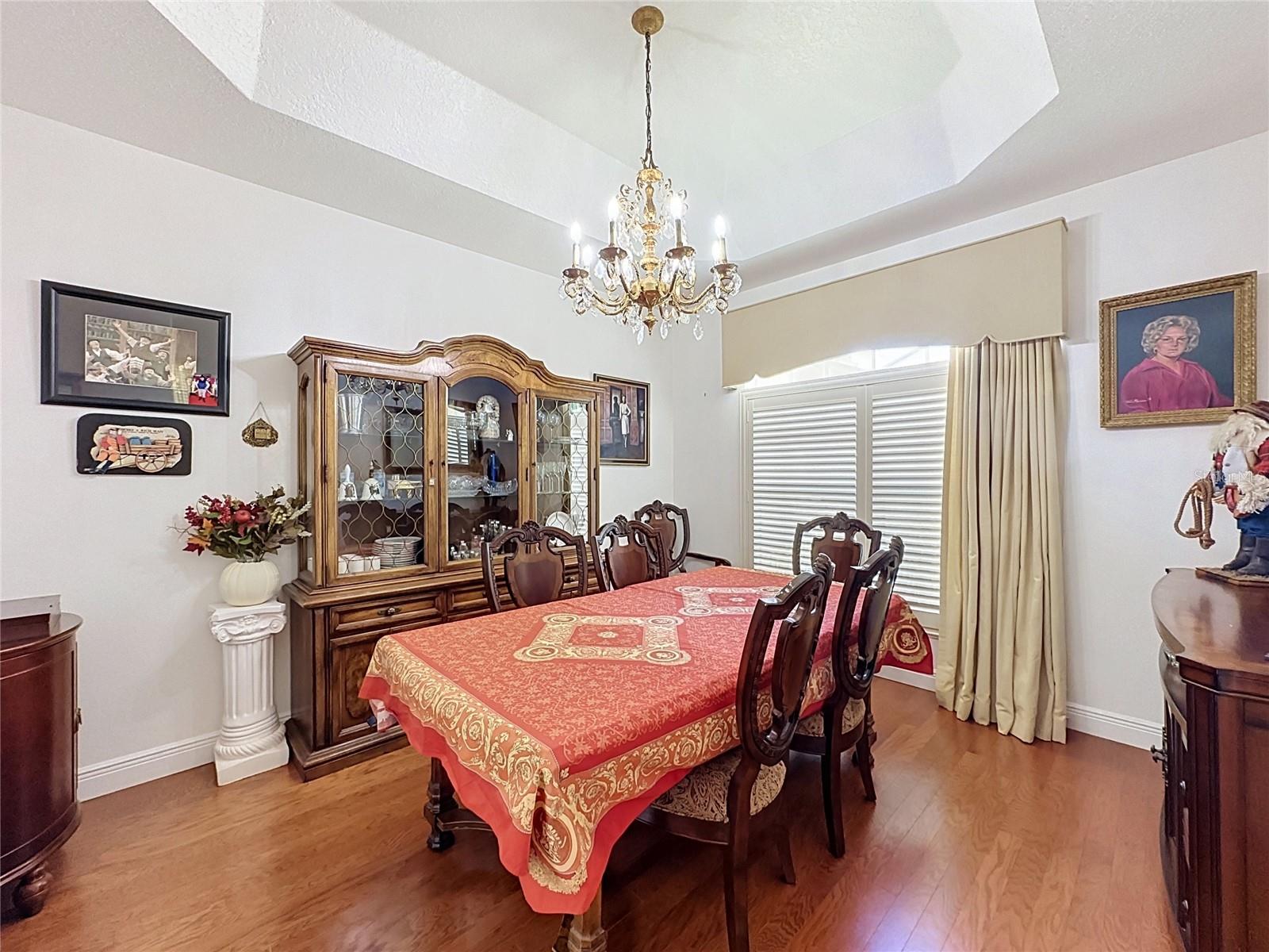 3916 Scarborough Ct Property Photo 11