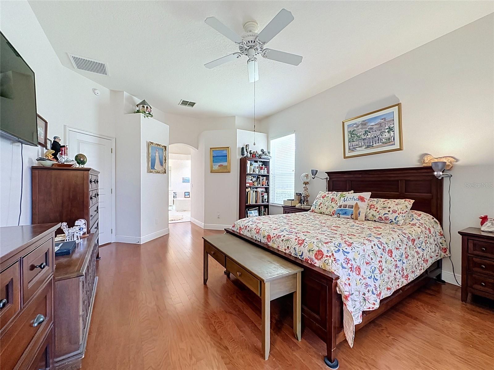 3916 Scarborough Ct Property Photo 21