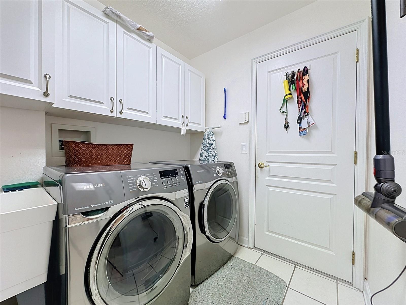 3916 Scarborough Ct Property Photo 32