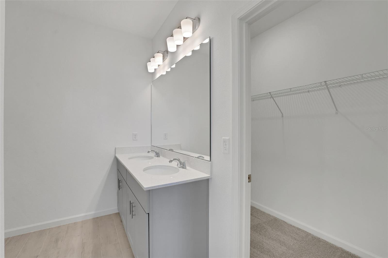 288 Meredith Blvd Property Photo 24