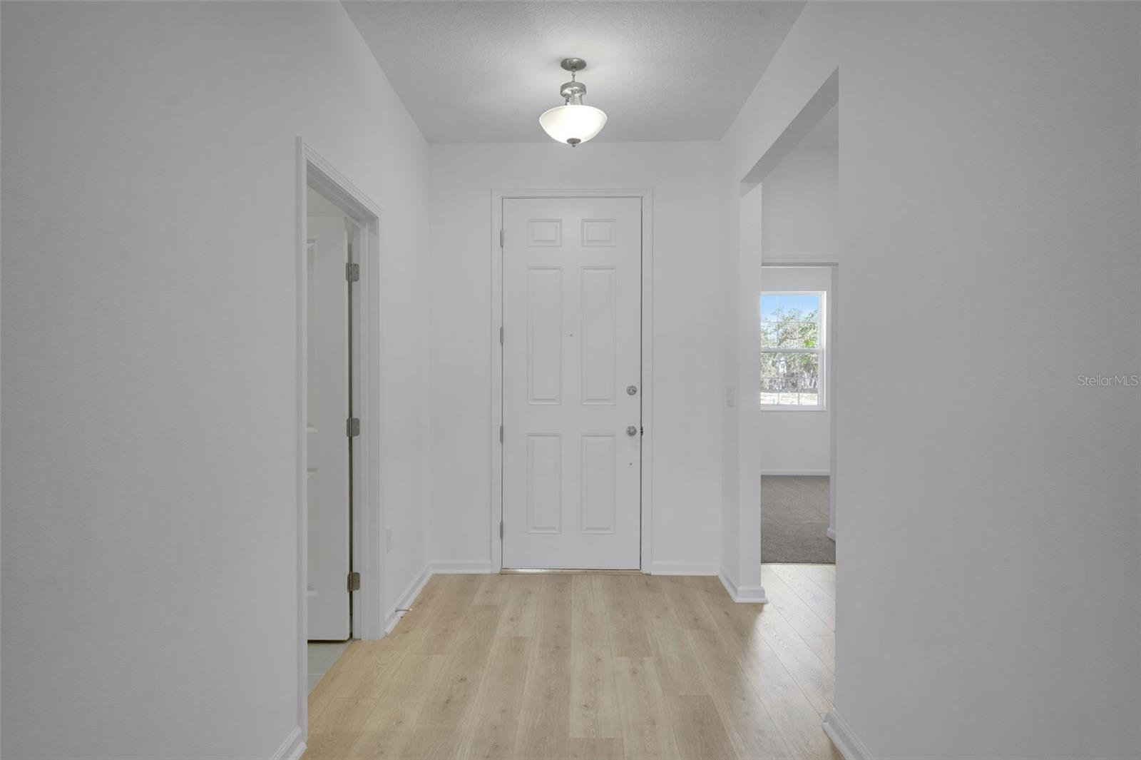 300 Meredith Blvd Property Photo 10