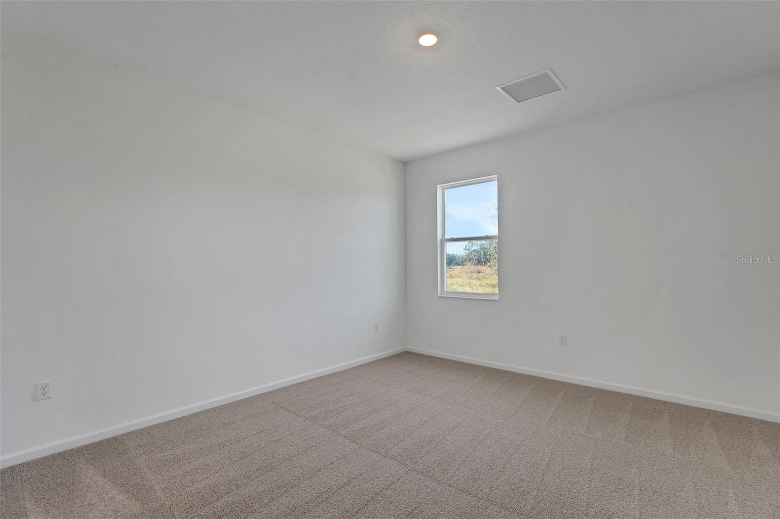 300 Meredith Blvd Property Photo 21