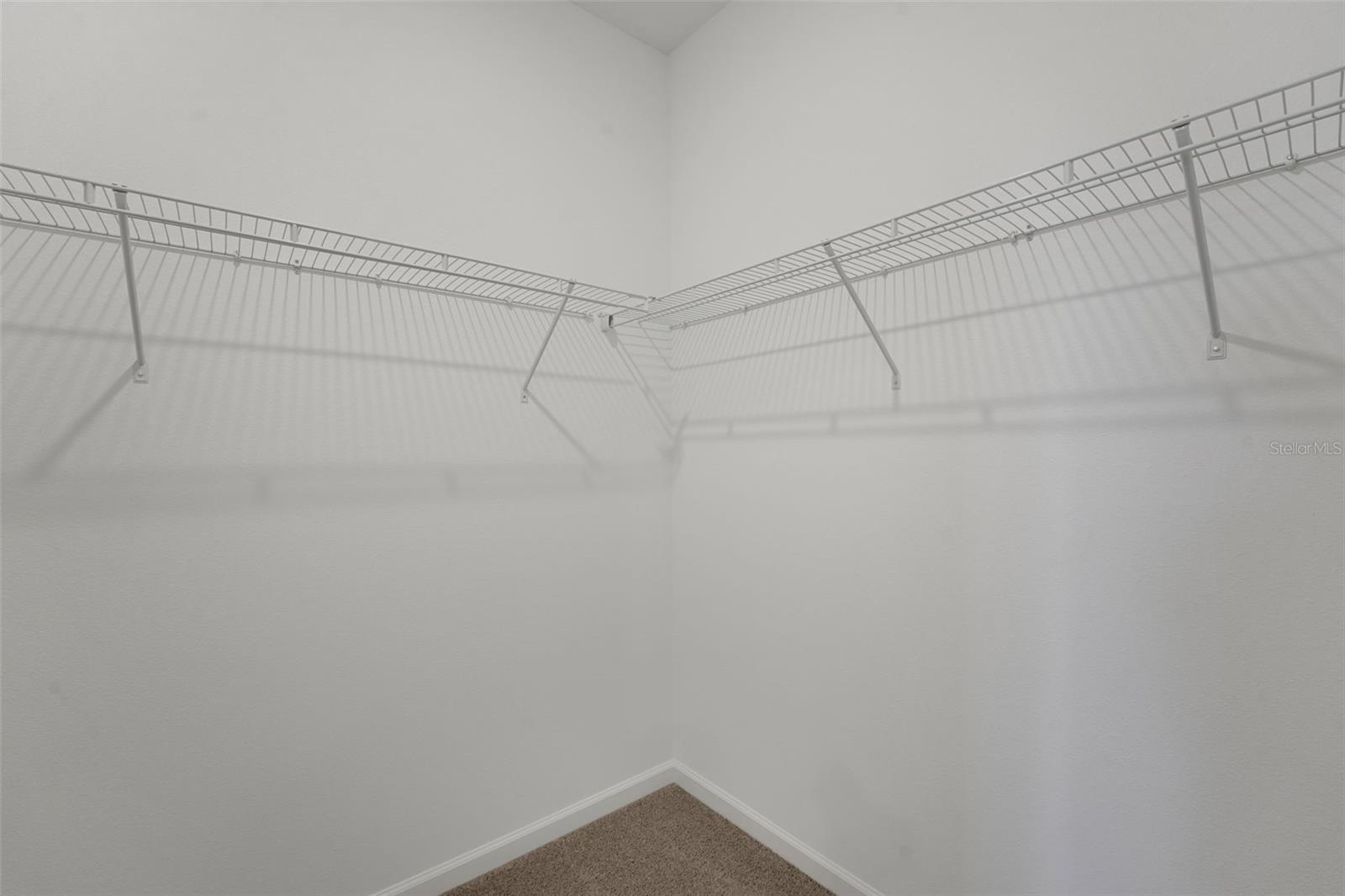 300 Meredith Blvd Property Photo 24