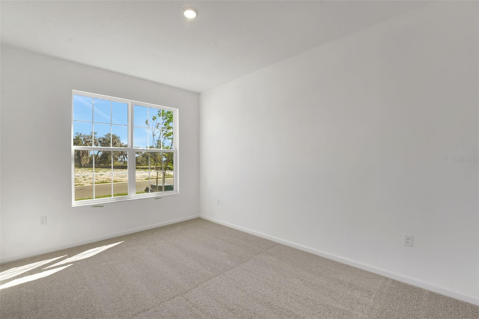 304 Meredith Blvd Property Photo 4