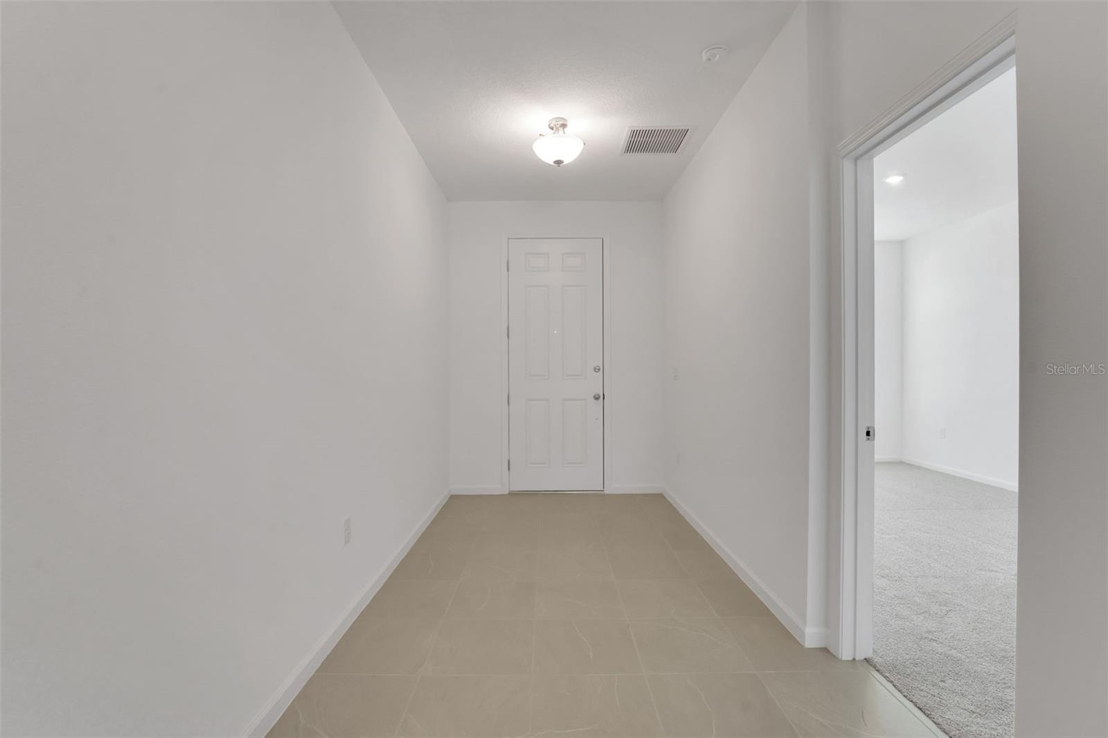 304 Meredith Blvd Property Photo 8