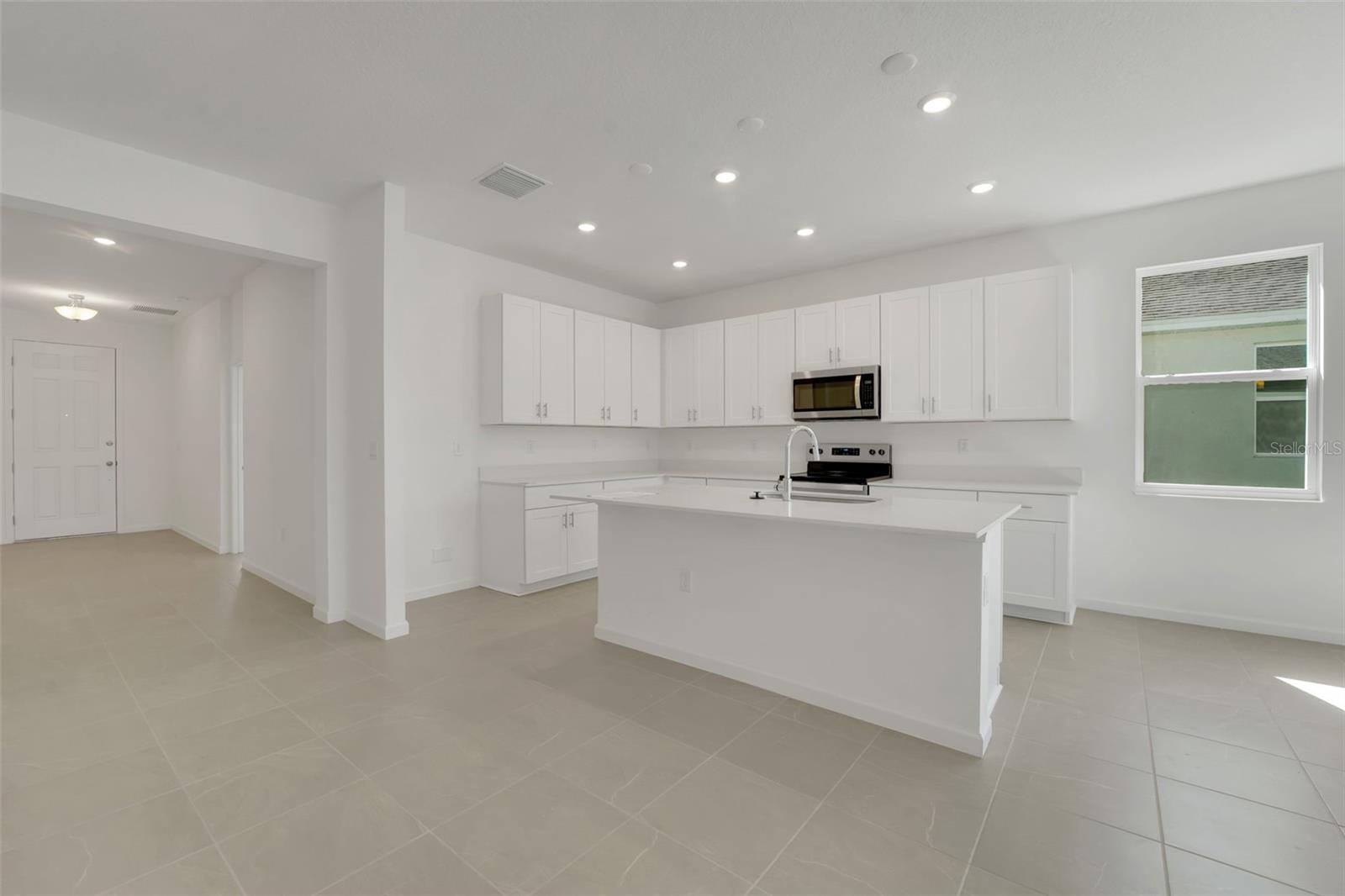 304 Meredith Blvd Property Photo 11