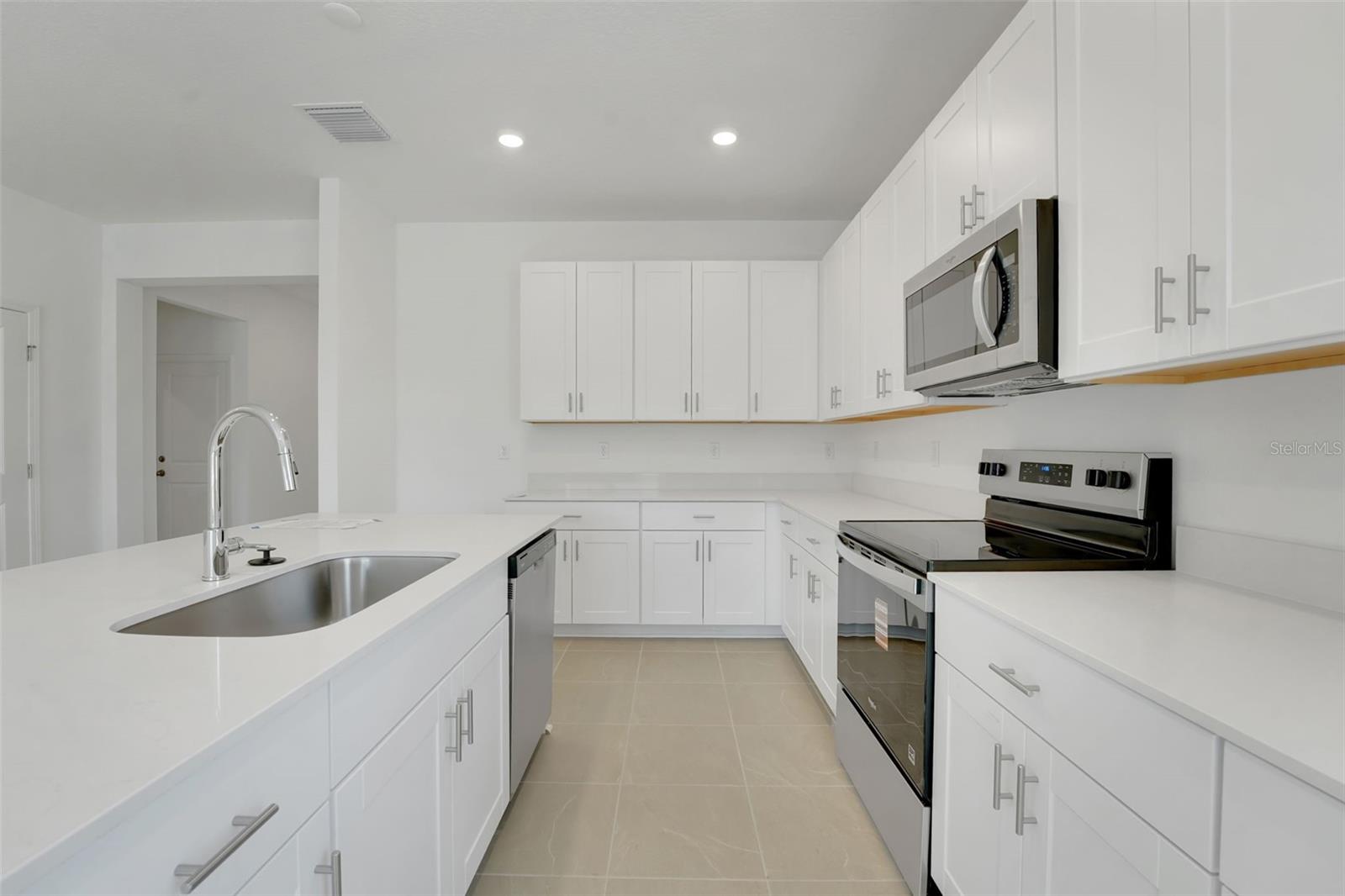 304 Meredith Blvd Property Photo 15