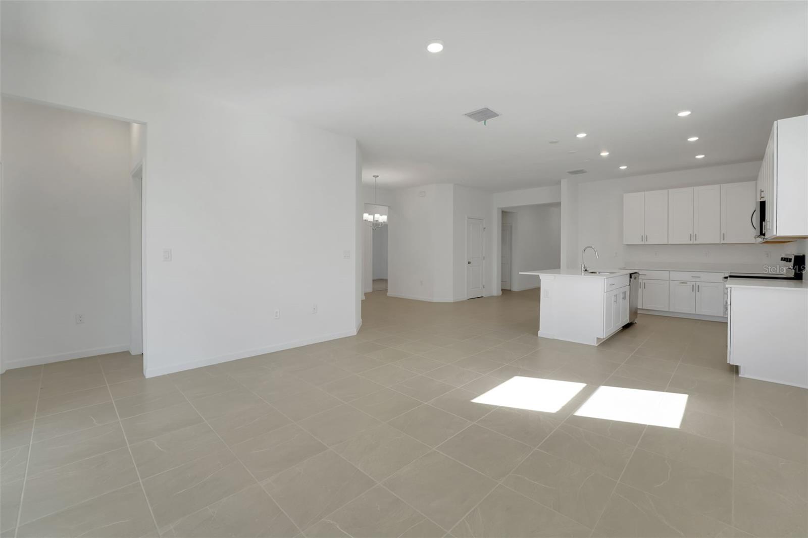 304 Meredith Blvd Property Photo 16