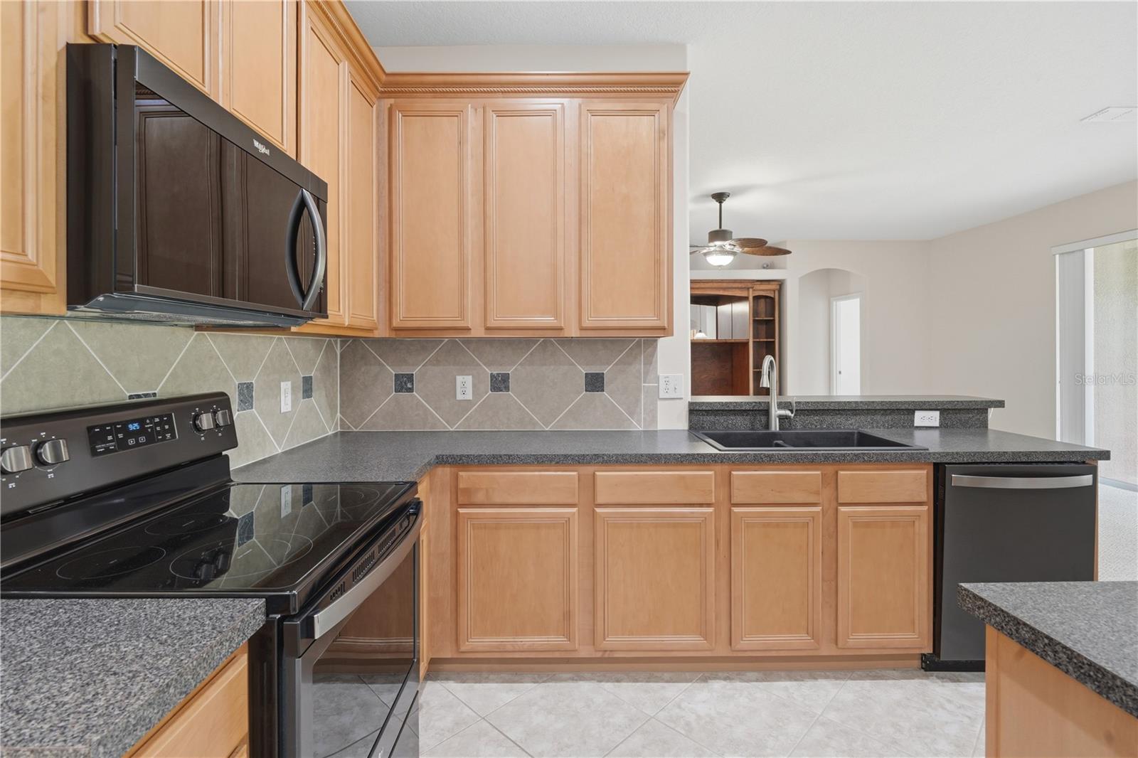 4203 Rock Hill Loop Property Photo 3