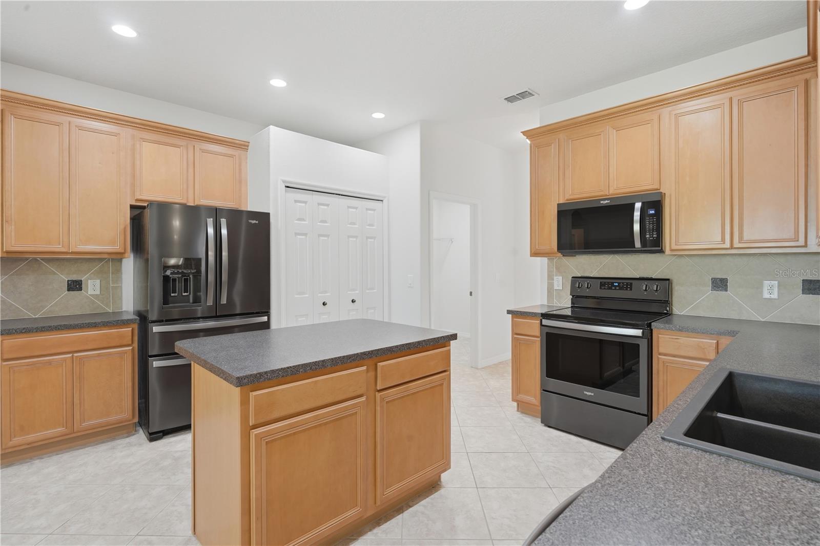 4203 Rock Hill Loop Property Photo 12