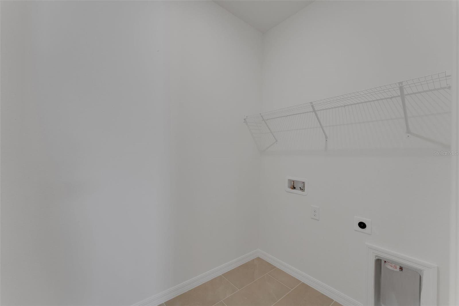 16938 Squirrel Branch Ln Property Photo 13
