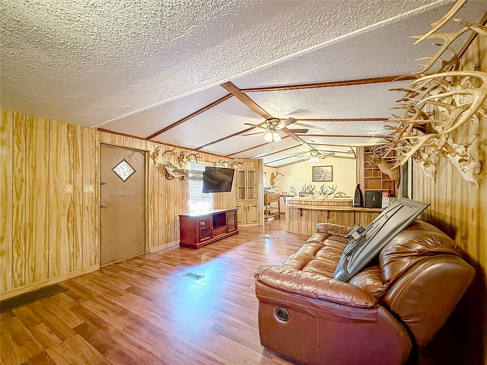31032 Rory Ln Property Photo 9