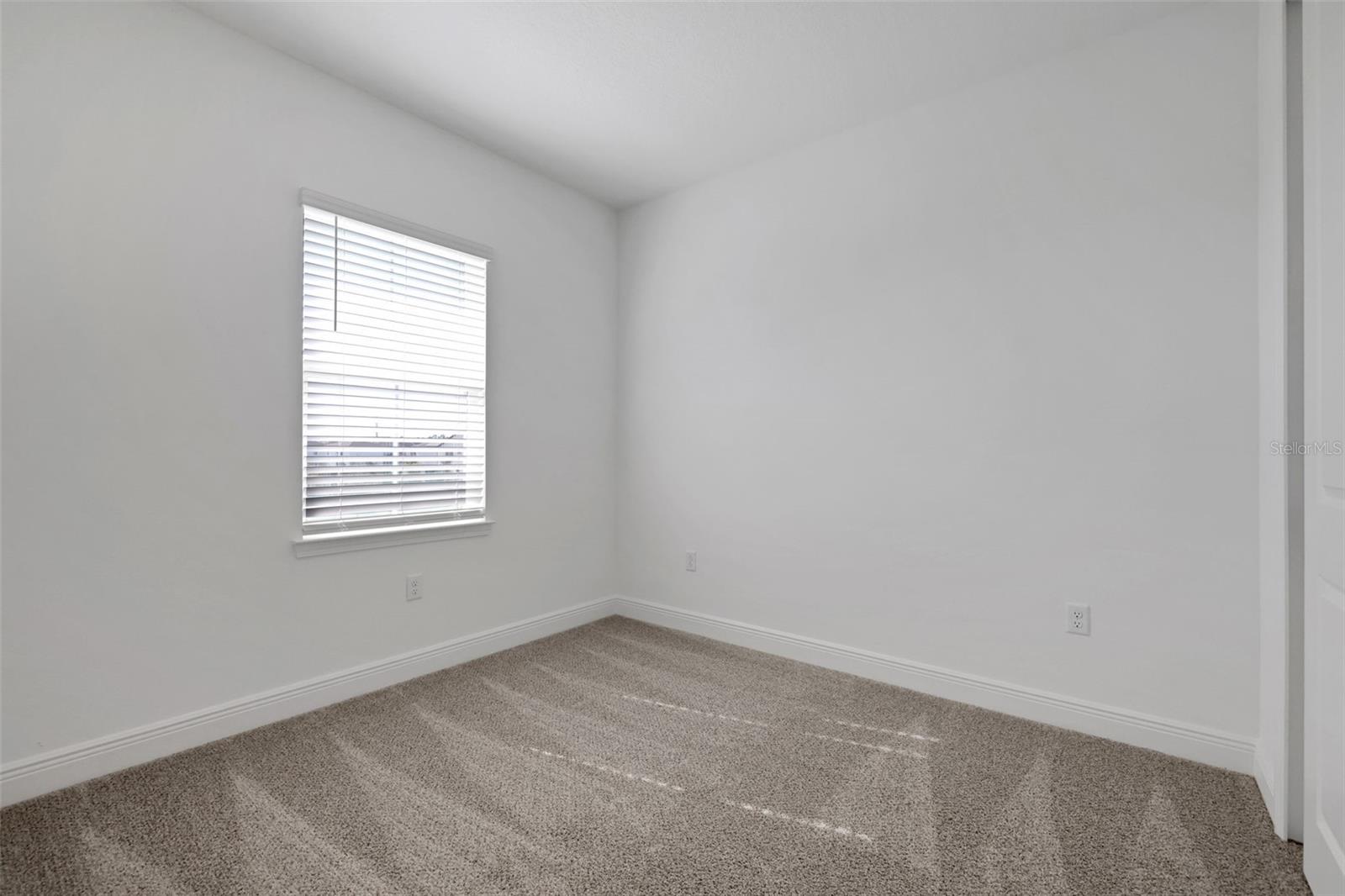 6527 Trailblaze Bnd Property Photo 8