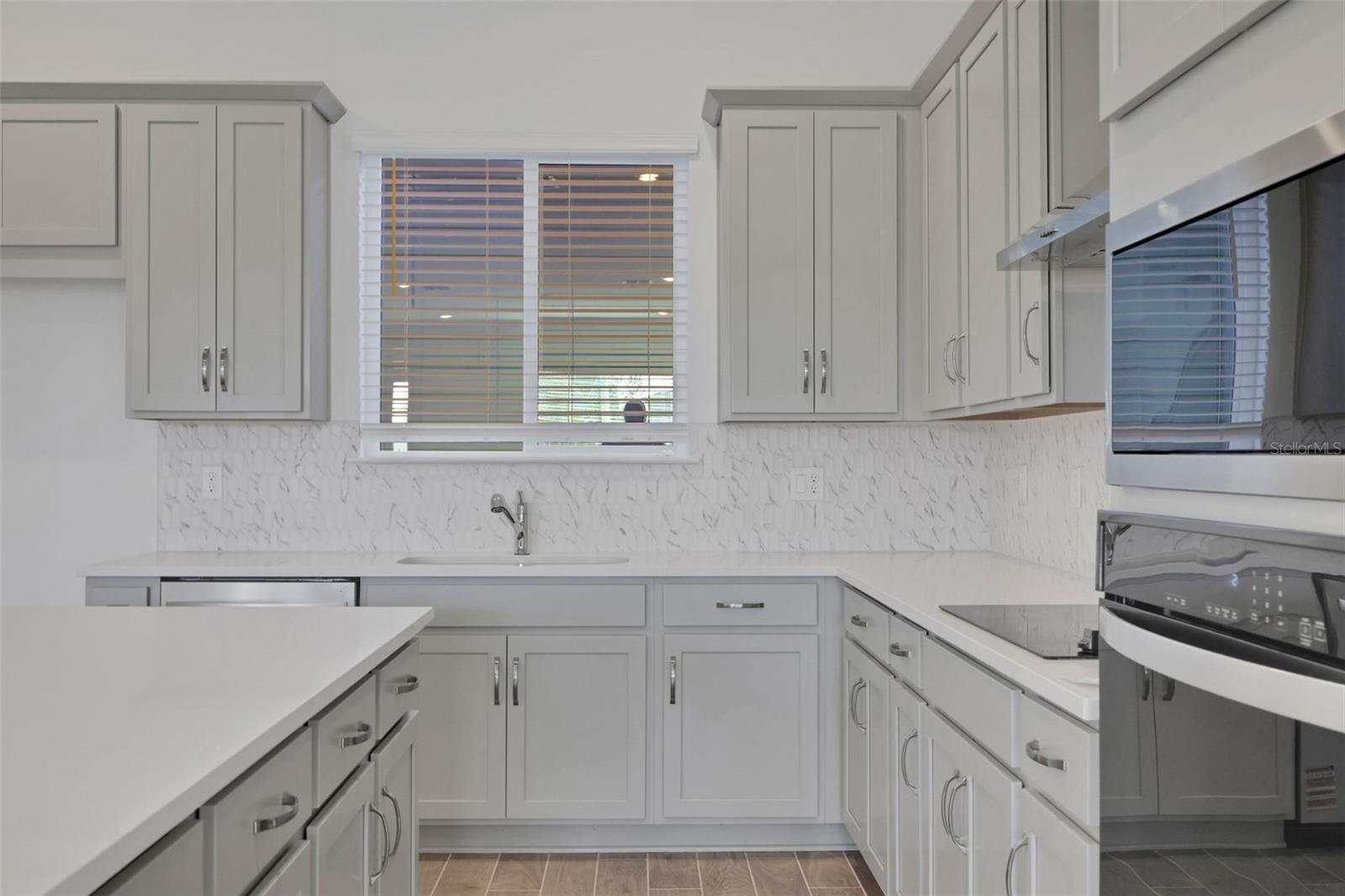 6527 Trailblaze Bnd Property Photo 24