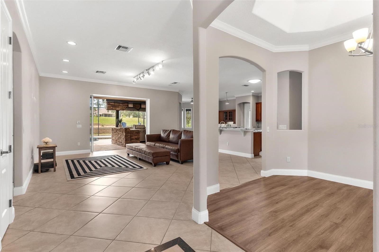5506 Citation Ct Property Photo 7